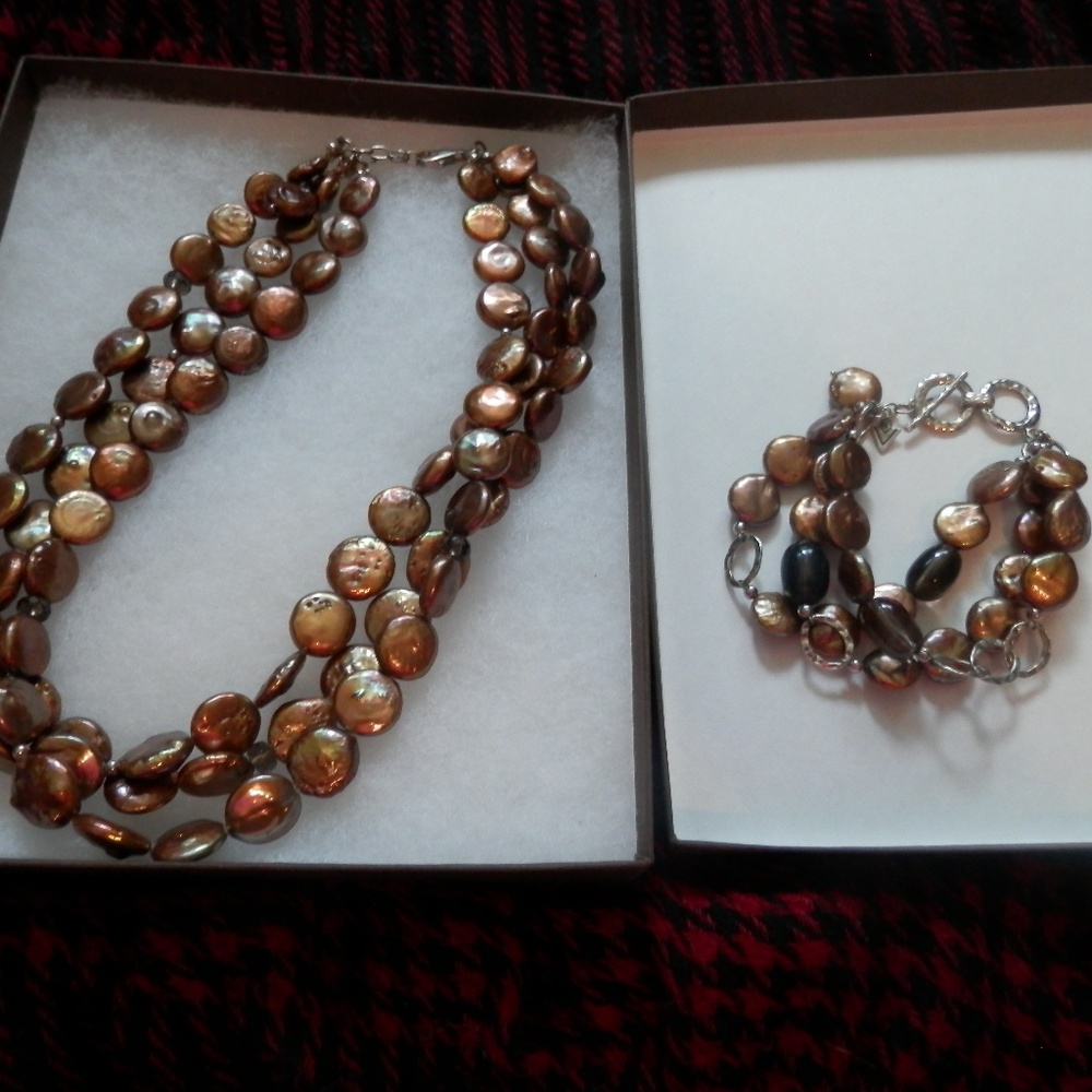 Silpada Necklace and Bracelet Set!